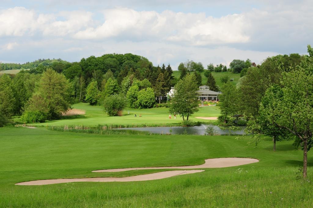 Heitlinger Hof Hotel Tiefenbach  Екстериор снимка